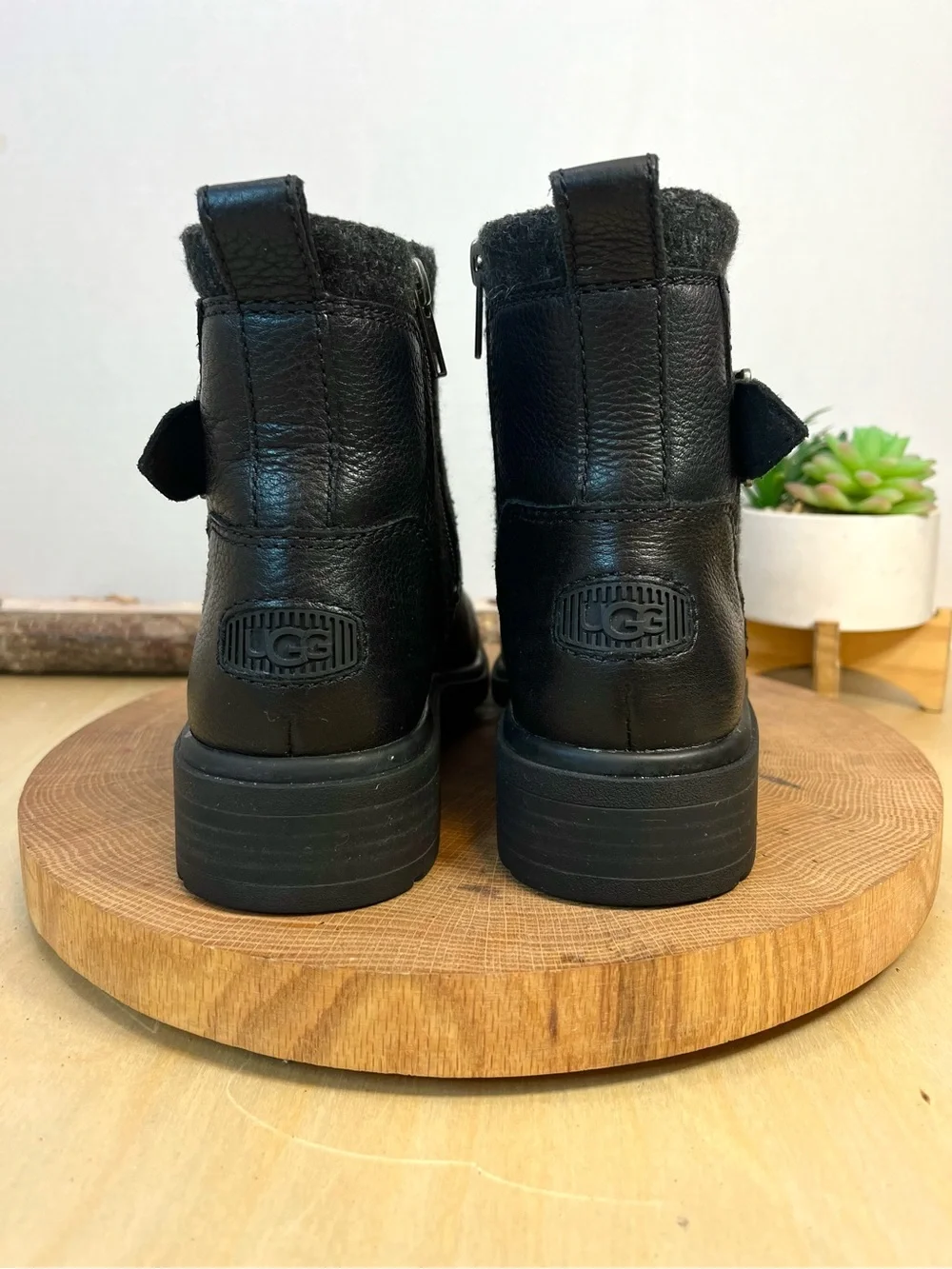 UGG Women's Harrison Moto boots in black leather size 7